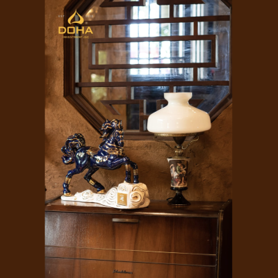 每一層深色釉彩都蘊藏著繁榮的精神🎨