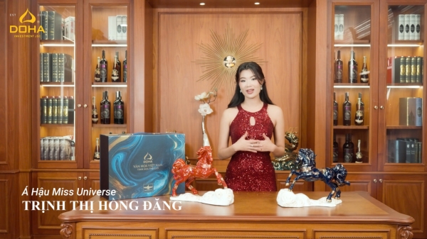 2023年越南環球小姐亞軍鄭氏紅當（Trinh Thi Hong Dang）分享了她對DOHA春節禮物的真摯感受，禮物以龍馬和血汗馬雕塑價值為特色——這兩個形態各異卻意和諧的象徵，頌揚堅韌不拔和永恆價值。