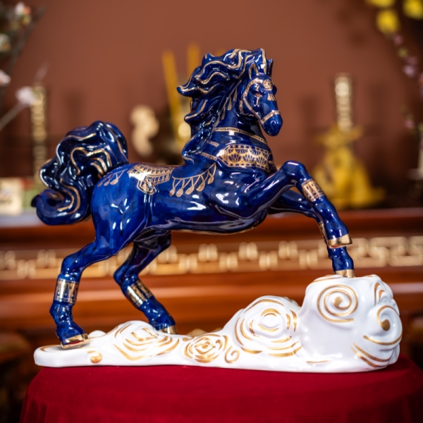 Кроваво-потный конь – символ вьетнамского духа и чести 🎋